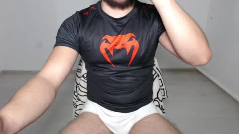 Snapshot of defuego_ chatting on 01-01-25, 01:16 defuego online show from 01-01-25, 01:16