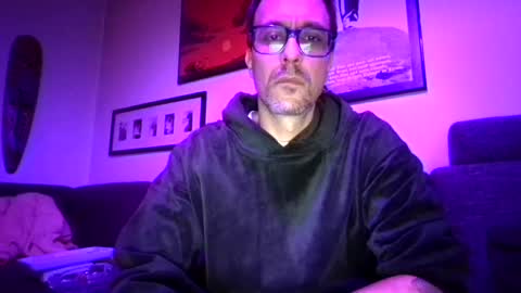 Snapshot of degrandis chatting on 12-21-24, 08:32 Luka Magic online show from 12-21-24, 08:32
