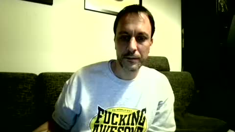 Snapshot of degrandis chatting on 01-20-25, 05:06 Luka Magic online show from 01-20-25, 05:06