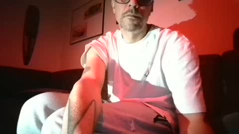 Snapshot of degrandis chatting on 02-14-25, 12:09 Luka Magic online show from 02-14-25, 12:09