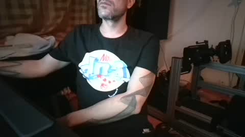 Snapshot of degrandis chatting on 03-02-25, 09:43 Luka Magic online show from 03-02-25, 09:43