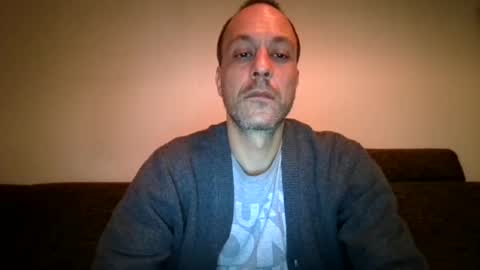 Snapshot of degrandis chatting on 11-29-25, 05:49 Luka Magic online show from 11-29-25, 05:49