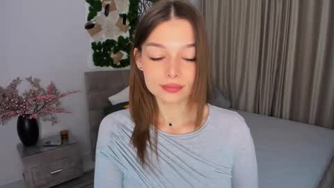 Snapshot of degreeofsincerity chatting on 02-10-25, 04:08 DegreeOfSincerity online show from 02-10-25, 04:08