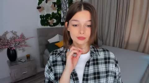 Snapshot of degreeofsincerity chatting on 02-10-25, 07:26 DegreeOfSincerity online show from 02-10-25, 07:26