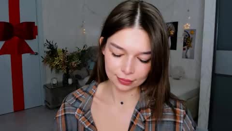 Snapshot of degreeofsincerity chatting on 02-27-25, 01:05 DegreeOfSincerity online show from 02-27-25, 01:05