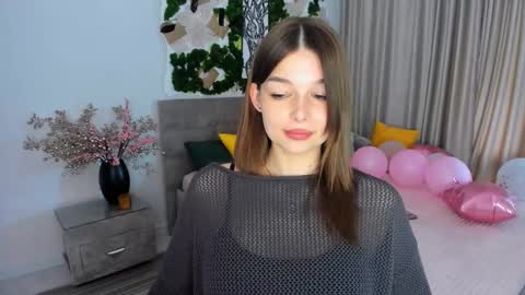 Snapshot of degreeofsincerity chatting on 02-28-25, 07:37 DegreeOfSincerity online show from 02-28-25, 07:37