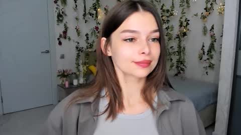 Snapshot of degreeofsincerity chatting on 09-17-25, 01:07 DegreeOfSincerity online show from 09-17-25, 01:07