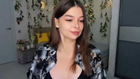 Snapshot of degreeofsincerity chatting on 09-26-25, 01:31 DegreeOfSincerity online show from 09-26-25, 01:31