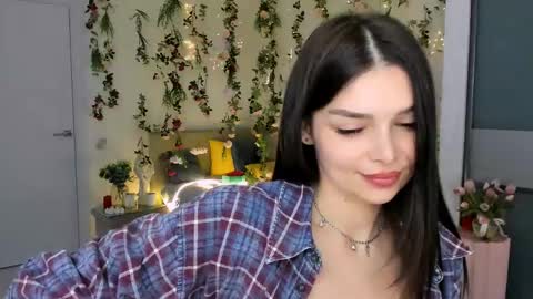 Snapshot of degreeofsincerity chatting on 04-28-26, 02:27 DegreeOfSincerity online show from 04-28-26, 02:27