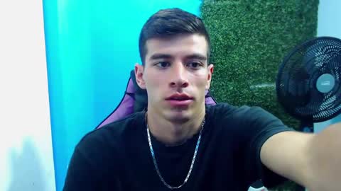 Snapshot of deiby_baby chatting on 01-08-25, 10:16 DEIBY online show from 01-08-25, 10:16