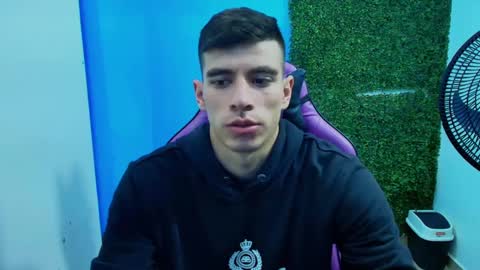 Snapshot of deiby_baby chatting on 01-16-25, 10:34 DEIBY online show from 01-16-25, 10:34