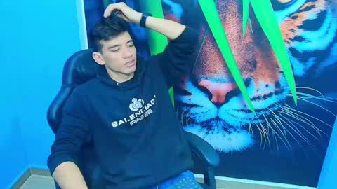 Snapshot of deiby_baby chatting on 09-18-25, 07:38 DEIBY online show from 09-18-25, 07:38