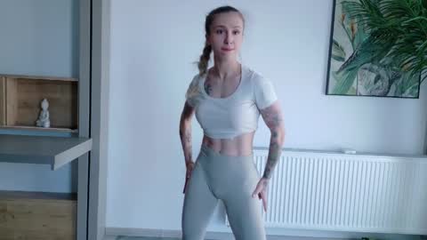 Di online show from 04-05-26, 12:13