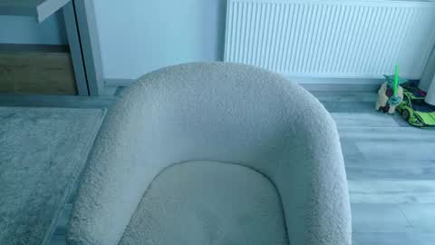 Snapshot of deidi_sweet chatting on 06-09-26, 09:21 Di online show from 06-09-26, 09:21