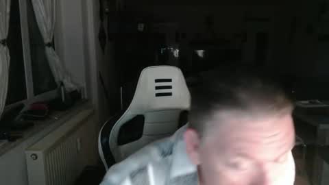 Snapshot of deinprinz2312 chatting on 04-21-26, 02:51 deinprinz2312 online show from 04-21-26, 02:51
