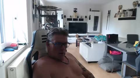 Snapshot of deinprinz2312 chatting on 06-04-26, 11:16 deinprinz2312 online show from 06-04-26, 11:16