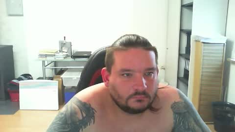 deinspielzeug87 online show from 10-26-25, 01:39