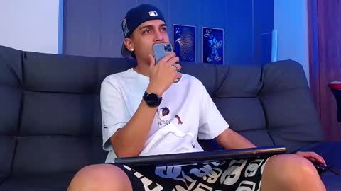 Snapshot of deivid_santoss chatting on 10-10-25, 12:20 Deivid online show from 10-10-25, 12:20