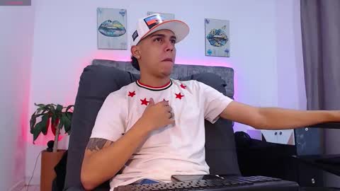 Snapshot of deivid_santoss chatting on 10-29-25, 02:14 Deivid online show from 10-29-25, 02:14