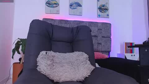 Snapshot of deivid_santoss chatting on 10-31-25, 01:06 Deivid online show from 10-31-25, 01:06