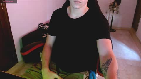 Snapshot of deividcloud36 chatting on 06-06-26, 11:37 Dabi online show from 06-06-26, 11:37