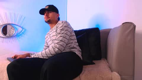  DEIVY  online show from 09-12-25, 01:49