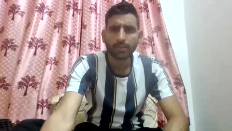 Snapshot of delhihornycouple chatting on 02-05-26, 05:50 akash kavya online show from 02-05-26, 05:50