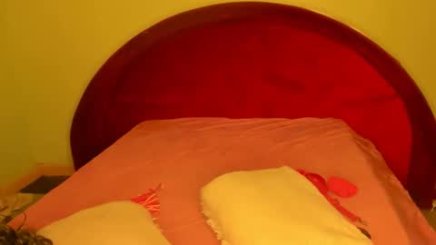 deli_la online show from 10-25-25, 10:34