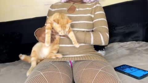 deli_la online show from 04-02-26, 11:46