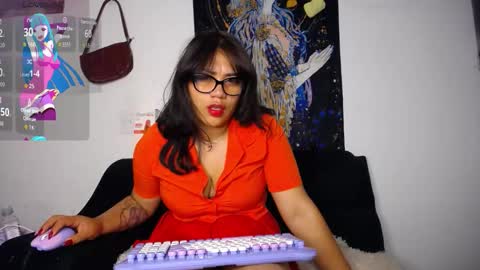 Snapshot of deliaquafurr1 chatting on 12-15-25, 06:39 Dalia online show from 12-15-25, 06:39