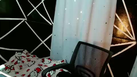 Snapshot of delicious_cum_girlxx chatting on 09-17-25, 11:28 delicious_cum_girlxx online show from 09-17-25, 11:28