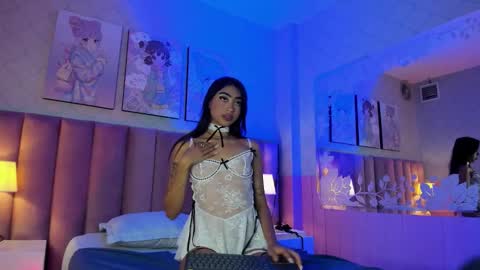 Snapshot of delicious_girl4u_ chatting on 11-25-25, 05:18 Natalia online show from 11-25-25, 05:18