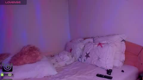 Mila online show from 03-10-25, 05:43