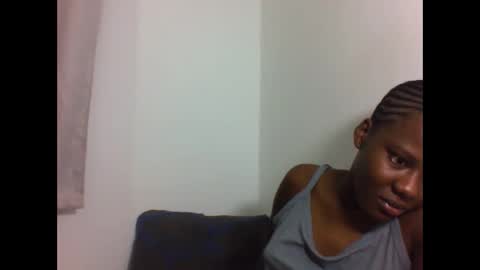 EVAH online show from 04-28-26, 03:00