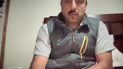 Snapshot of deliciousdick1983 chatting on 11-10-25, 12:04 deliciousdick1983 online show from 11-10-25, 12:04