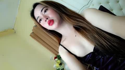 Sophie online show from 04-20-26, 03:31