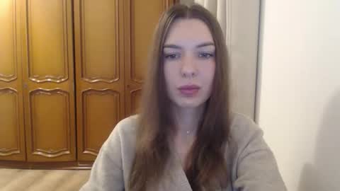 Snapshot of delightaurora chatting on 12-01-25, 06:29 Aurora online show from 12-01-25, 06:29