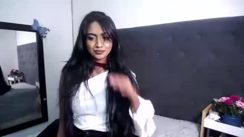 Delilah Blaze online show from 05-20-26, 06:03