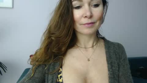 delilah_sweet online show from 12-09-24, 04:05