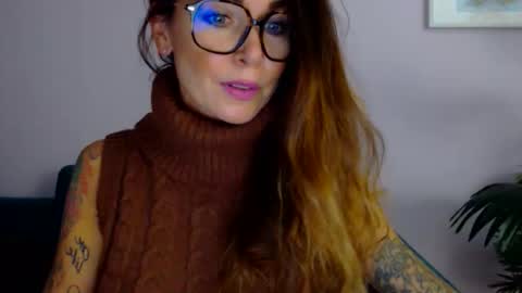 delilah_sweet online show from 09-09-25, 03:22