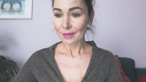 Snapshot of delilah_sweet chatting on 02-23-26, 04:04 delilah_sweet online show from 02-23-26, 04:04