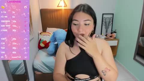 Snapshot of delilaquinn chatting on 12-19-24, 06:34 delilaquinn online show from 12-19-24, 06:34