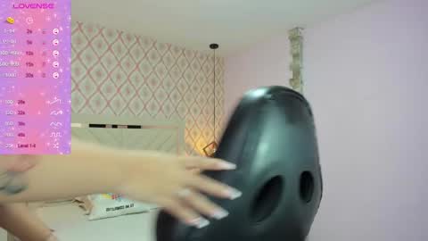 Snapshot of delilaquinn chatting on 01-24-25, 07:18 delilaquinn online show from 01-24-25, 07:18