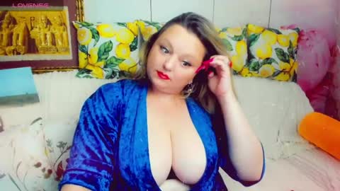 Margo online show from 05-21-26, 05:31