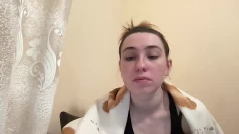 Snapshot of deliverysmile chatting on 05-22-26, 01:13 Delivery online show from 05-22-26, 01:13