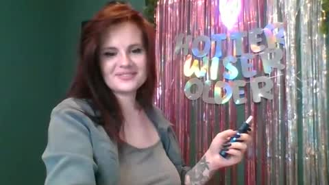 dellacrush_ online show from 02-12-25, 10:14