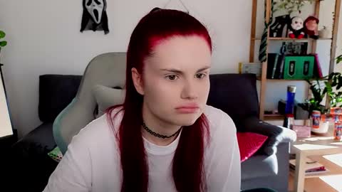 dellacrush_ online show from 11-18-25, 10:41