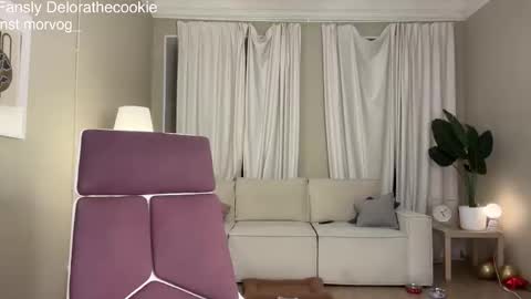 Delora online show from 12-03-25, 09:46