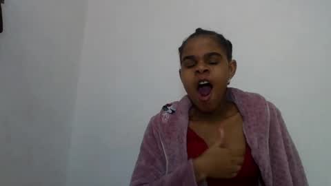 Snapshot of delphineee chatting on 06-16-26, 10:07 delphine online show from 06-16-26, 10:07