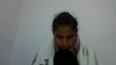 Snapshot of delphineee chatting on 06-23-26, 04:54 delphine online show from 06-23-26, 04:54
